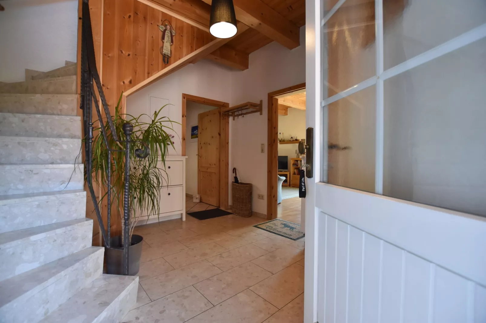 Ferienhaus mit Garten und Terrasse vor Rostock/Warnemünde-Landing