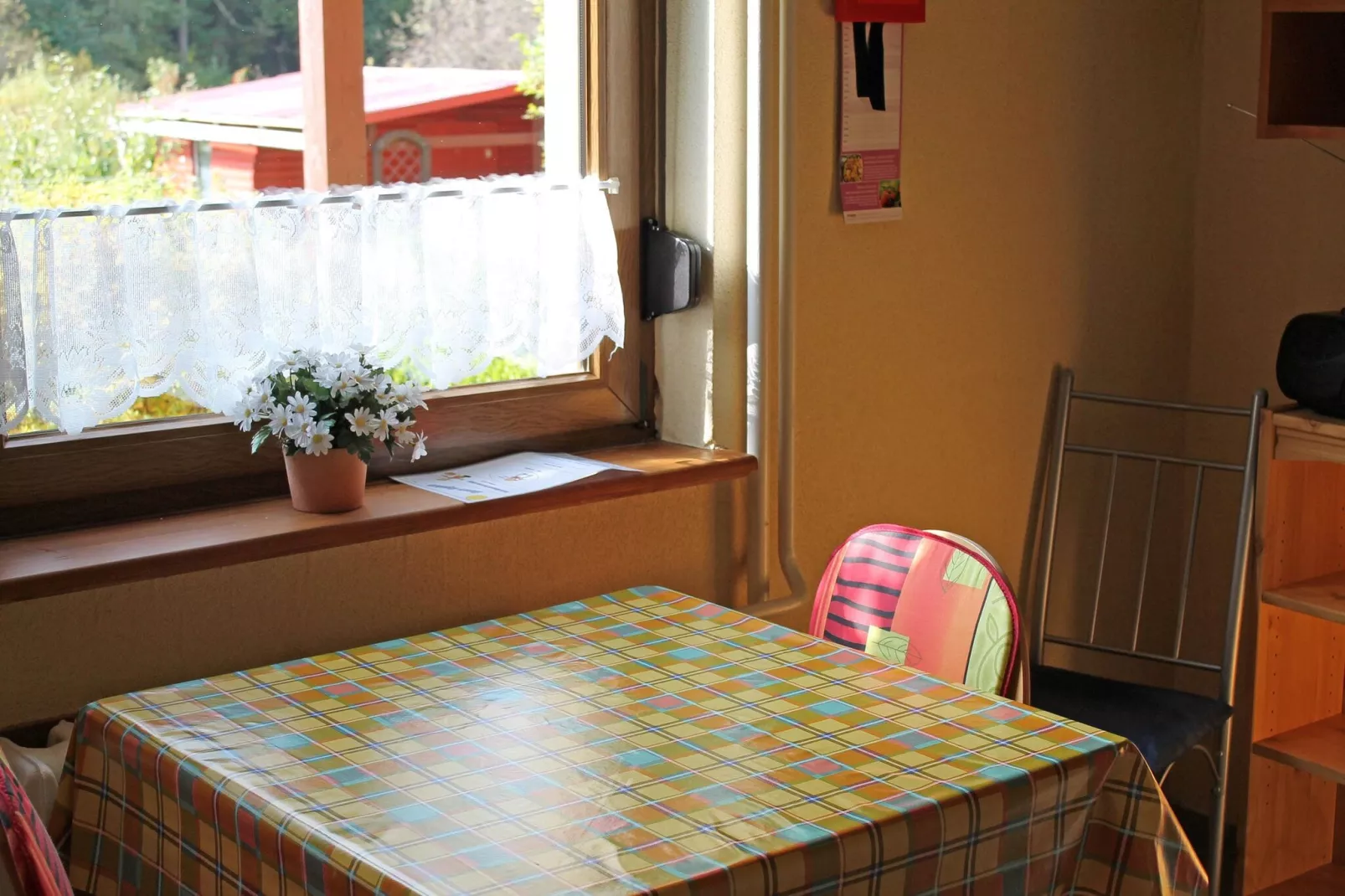 Hübsche Ferienwohnung am See nur 500m-Esszimmer