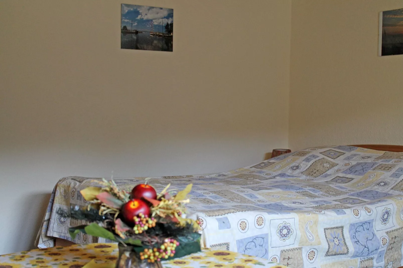 Hübsche Ferienwohnung am See nur 500m-Schlafzimmer