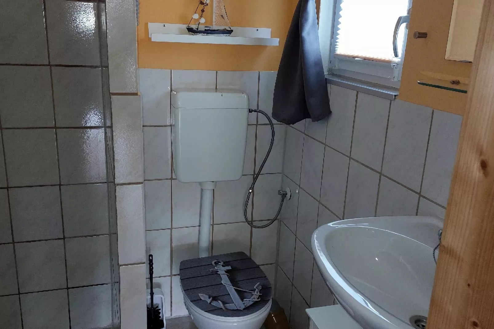 Bungalow Andrea am Salzhaff mit Garten-Bathroom