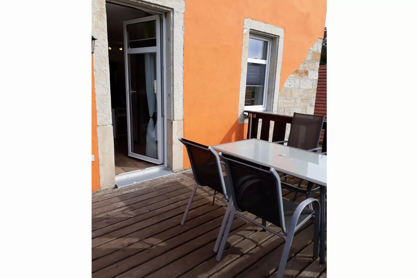 298207-Terrace balcony