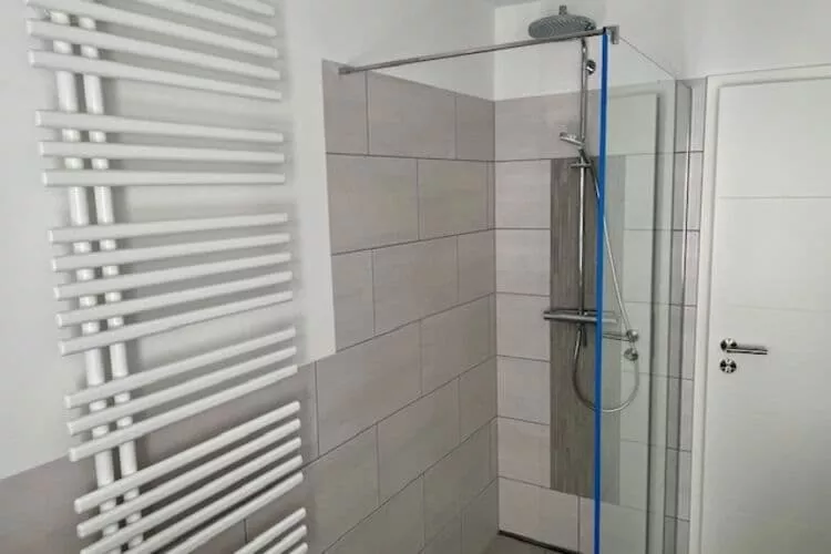 Fewo Gielow-Bathroom