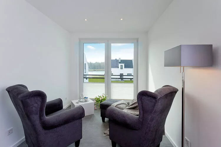 Am Yachthafen 4 Knauer-Living room