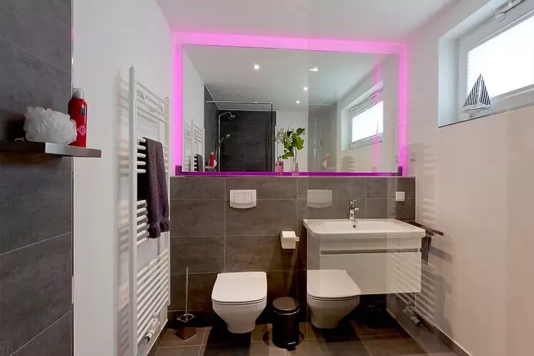 Am Yachthafen 16 Adelsberger-Badezimmer