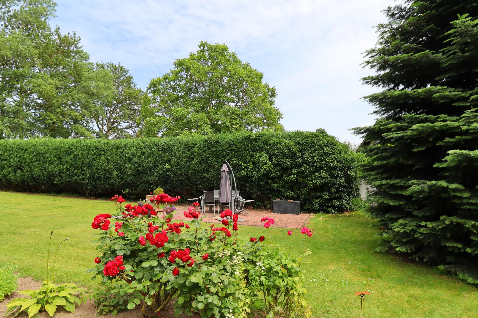 Altes Bauernhaus / Gartenblick-Gardens summer