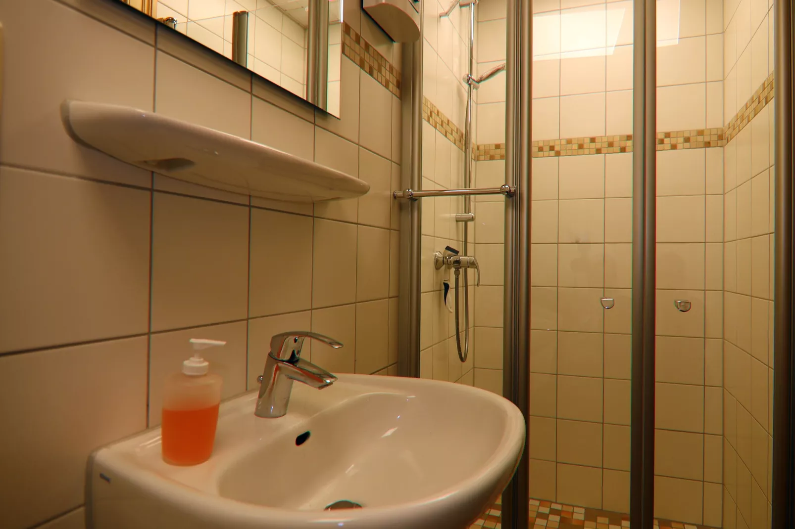 Wohnen im Gutshaus-Bathroom