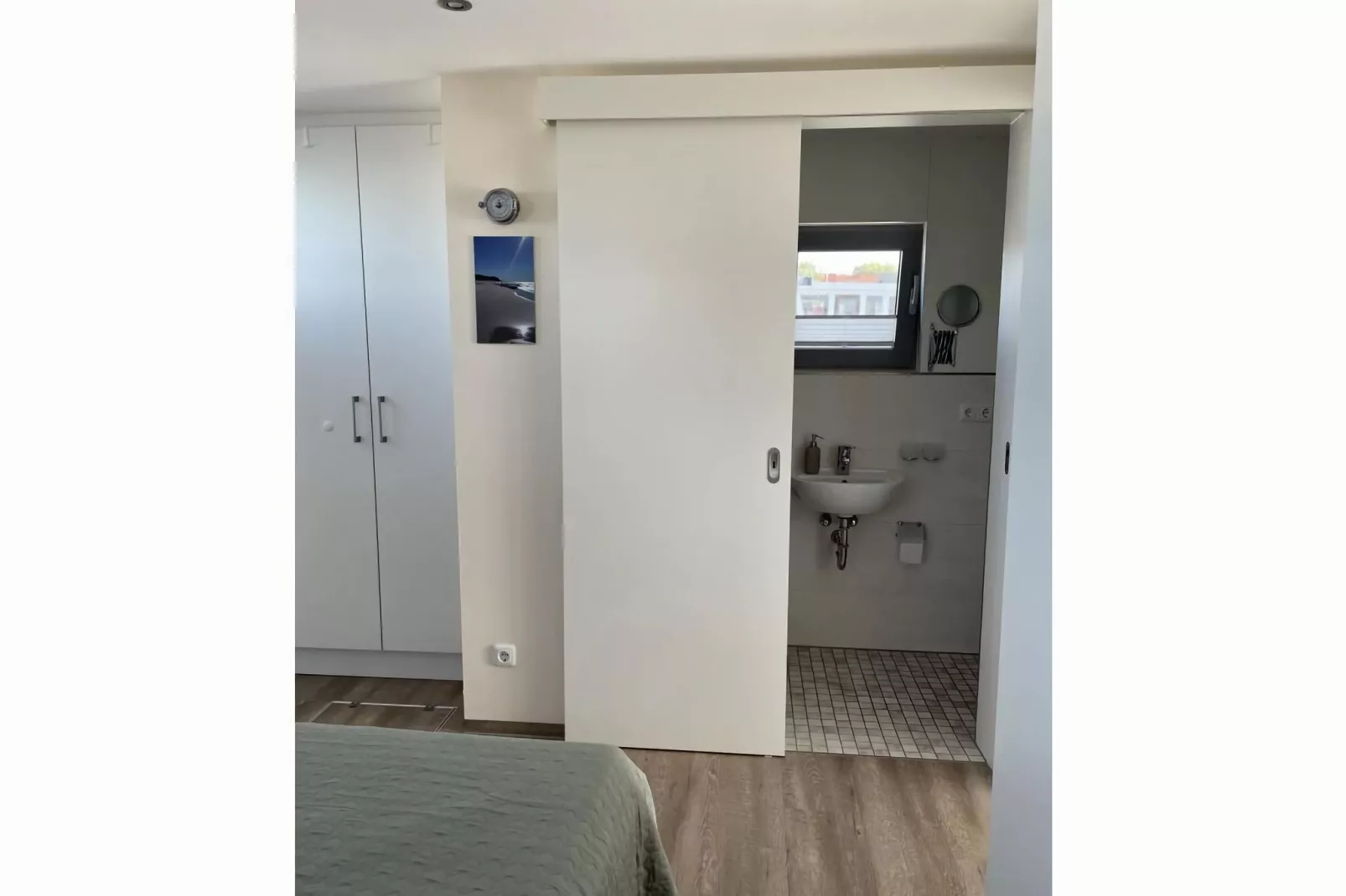108712-Bedroom