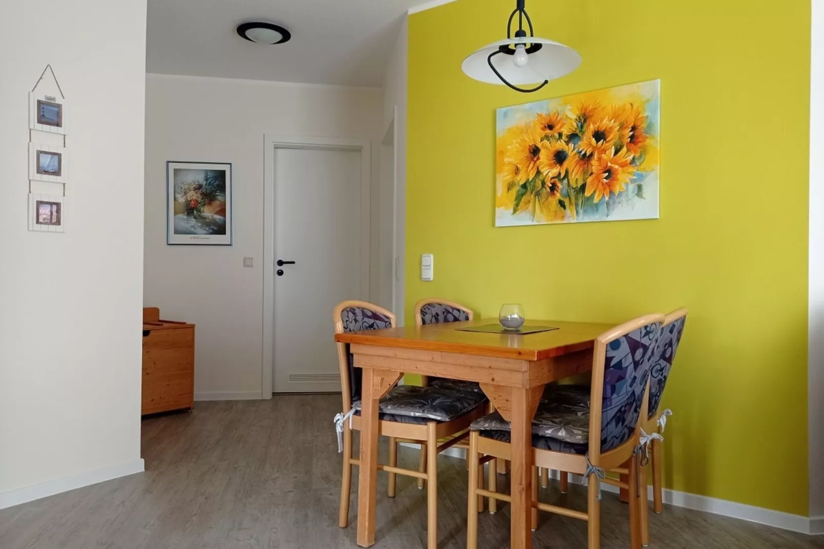 FeWo EG E-37-Dining room