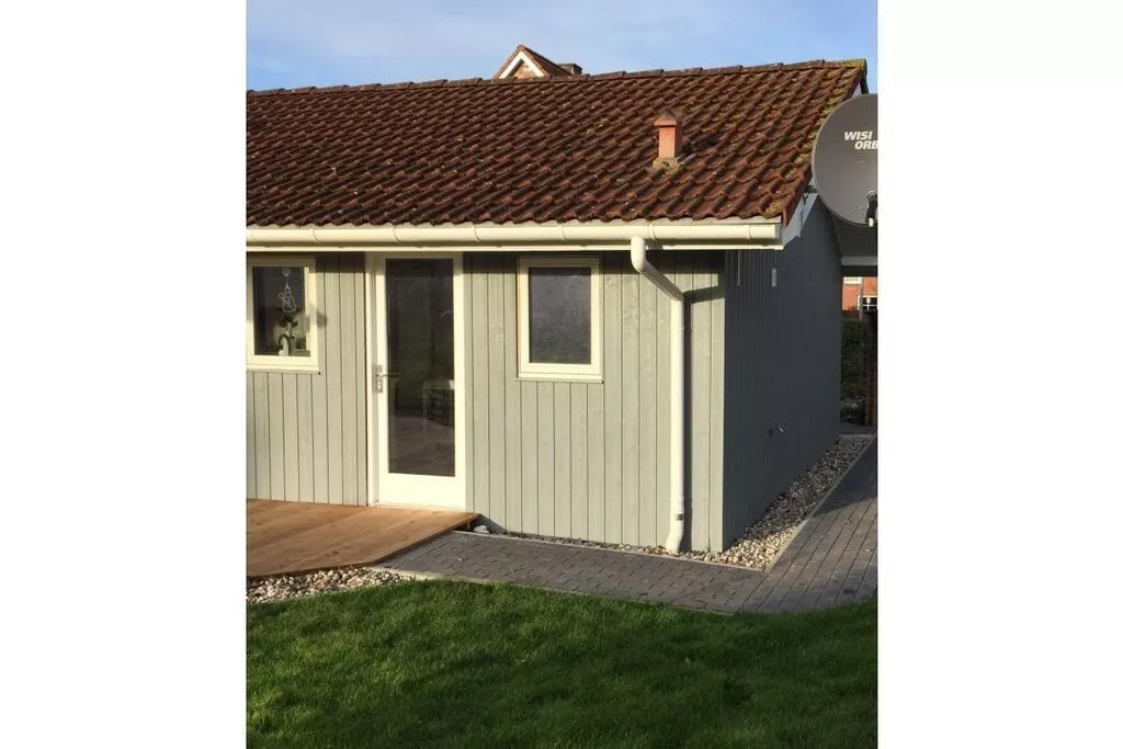216473-Exterior summer