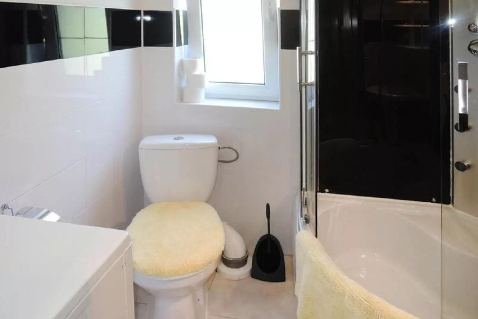 New holiday home in Nowe Warpno - Seeadler-Bathroom