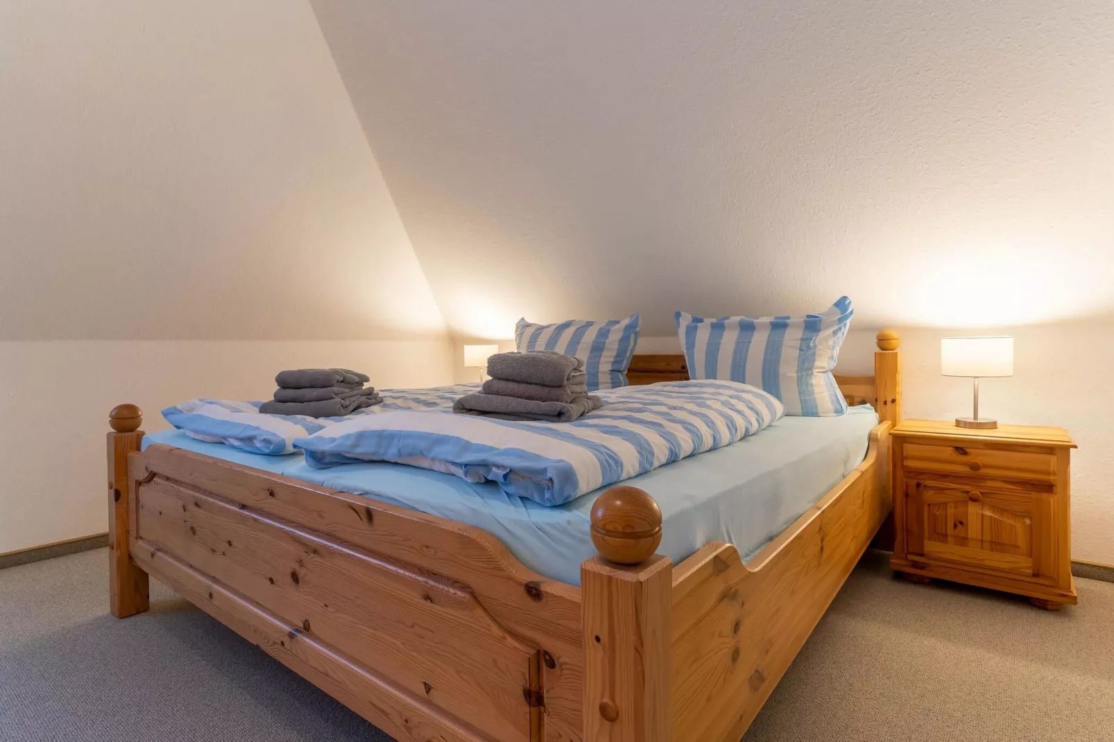Haus Deichsfenne - Wohnung 4 / 3 Personen-Schlafzimmer