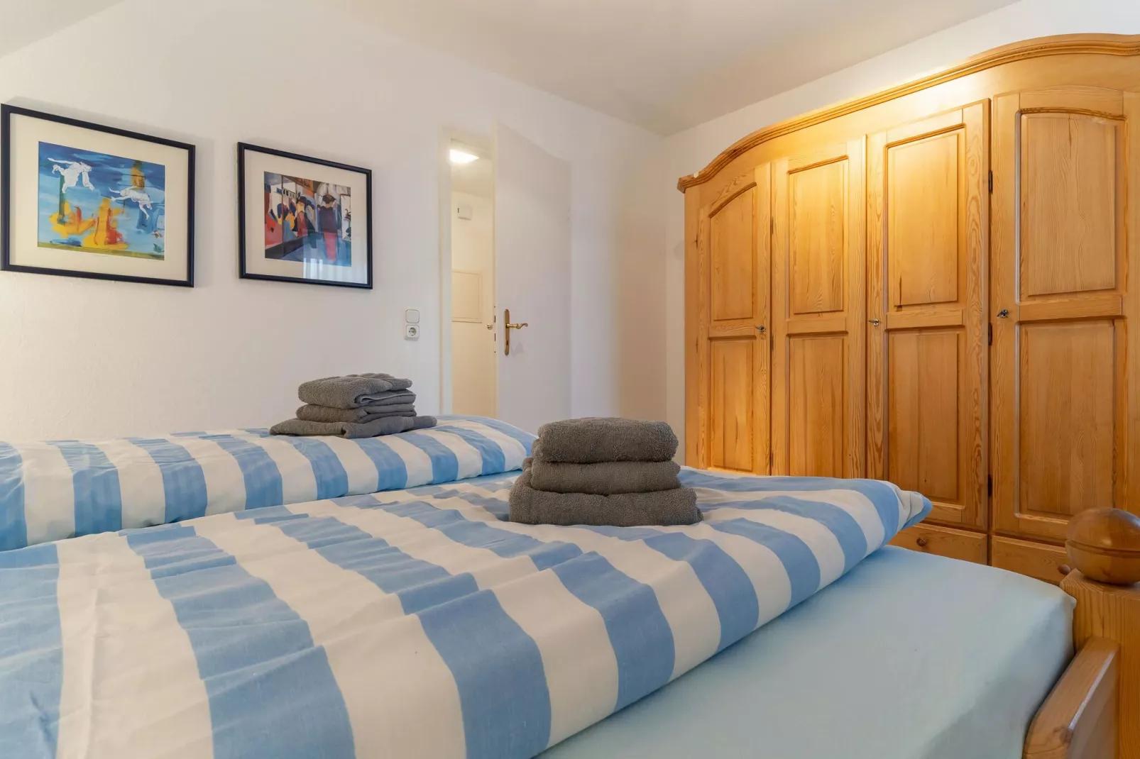 Haus Deichsfenne - Wohnung 4 / 3 Personen-Schlafzimmer
