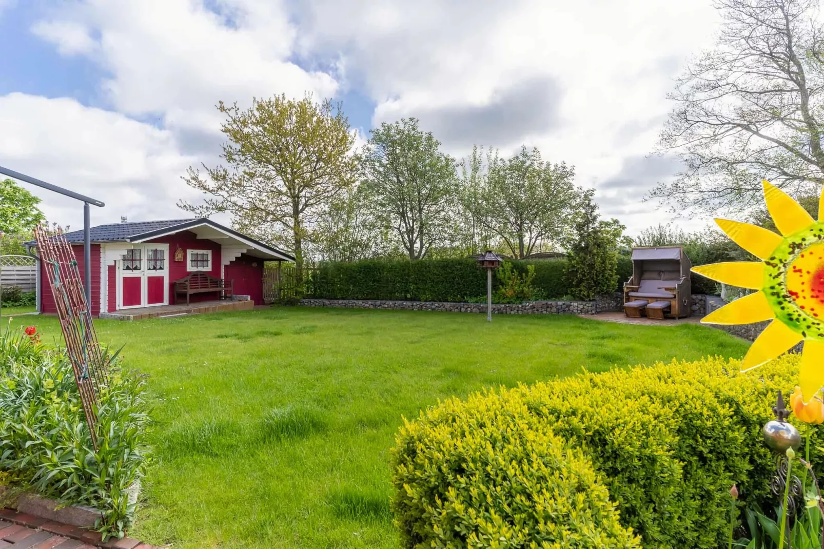 Ferienhaus Sturmschwalbe St Peter-Ording-Gardens summer