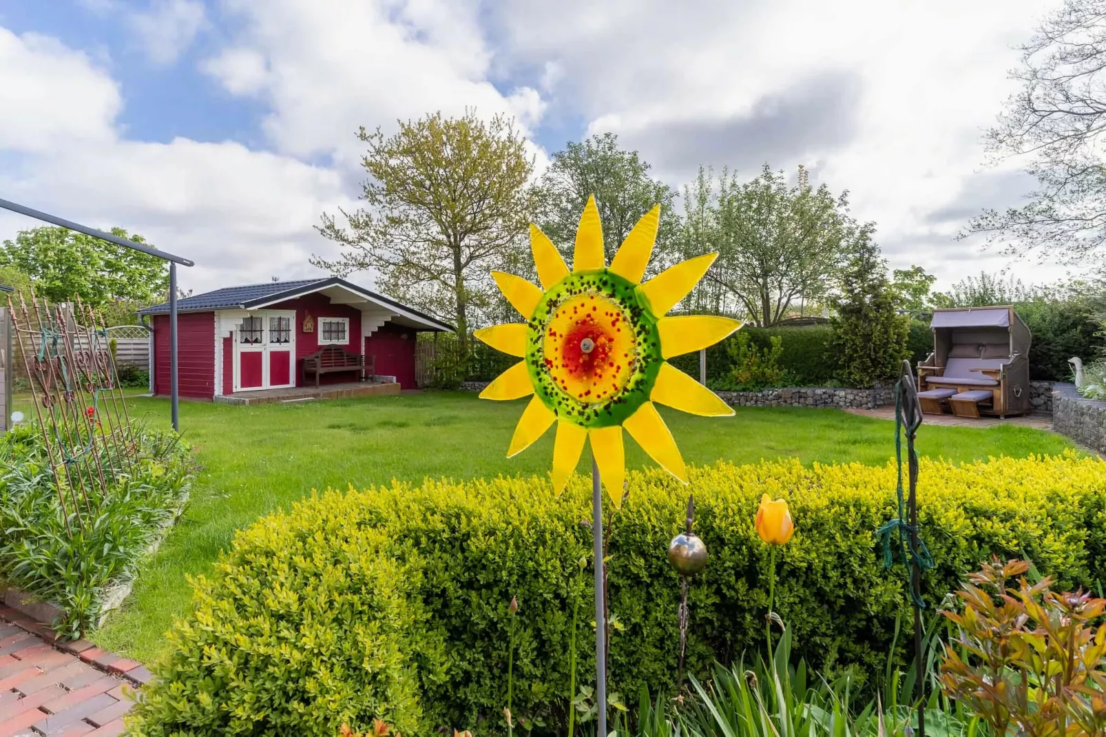 Ferienhaus Sturmschwalbe St Peter-Ording-Gardens summer
