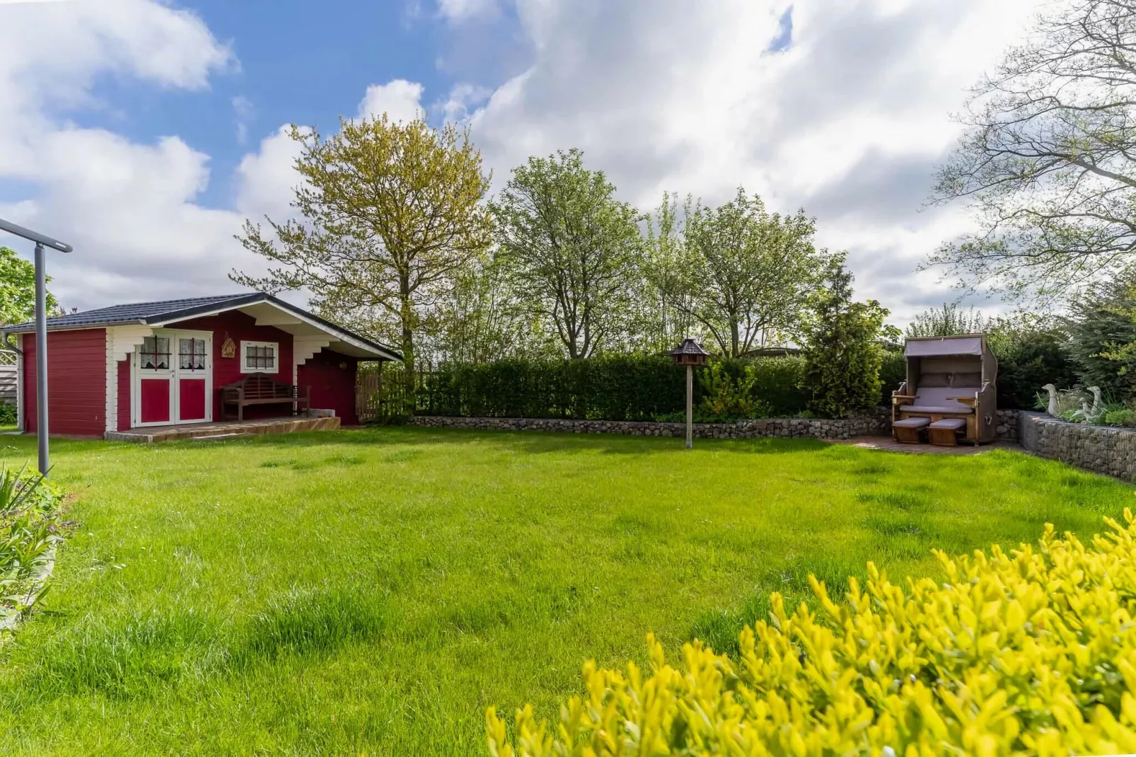 Ferienhaus Sturmschwalbe St Peter-Ording-Gardens summer