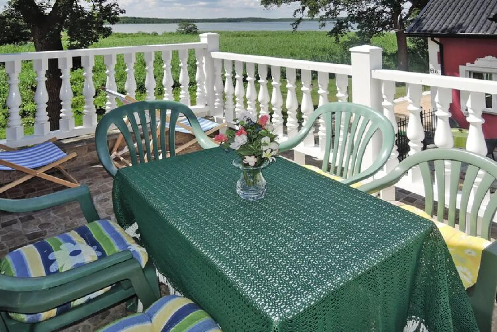 New holiday home in Nowe Warpno at the lake for 6 persons