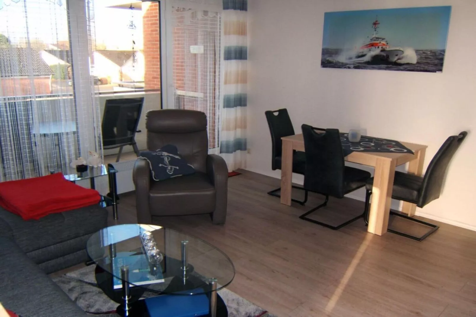 79420-Dining room