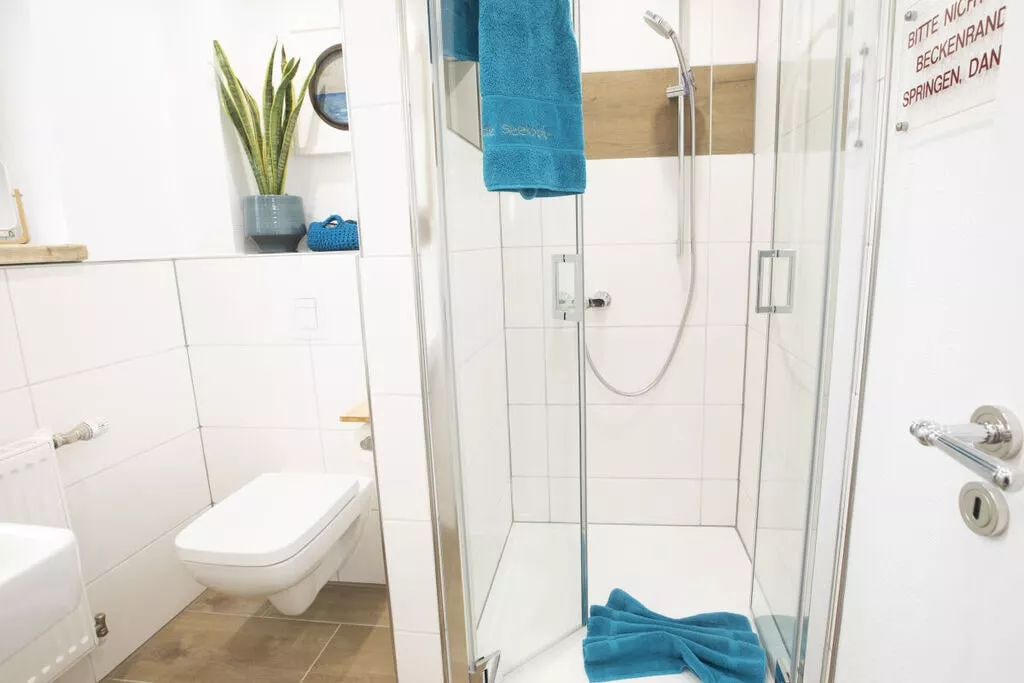 395636-Bathroom