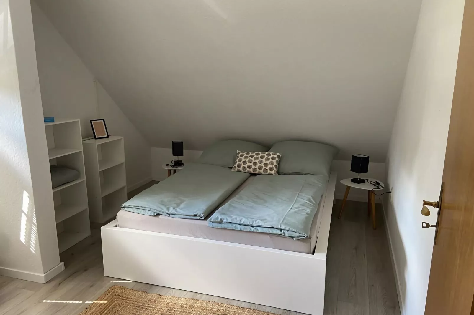 479922-Bedroom