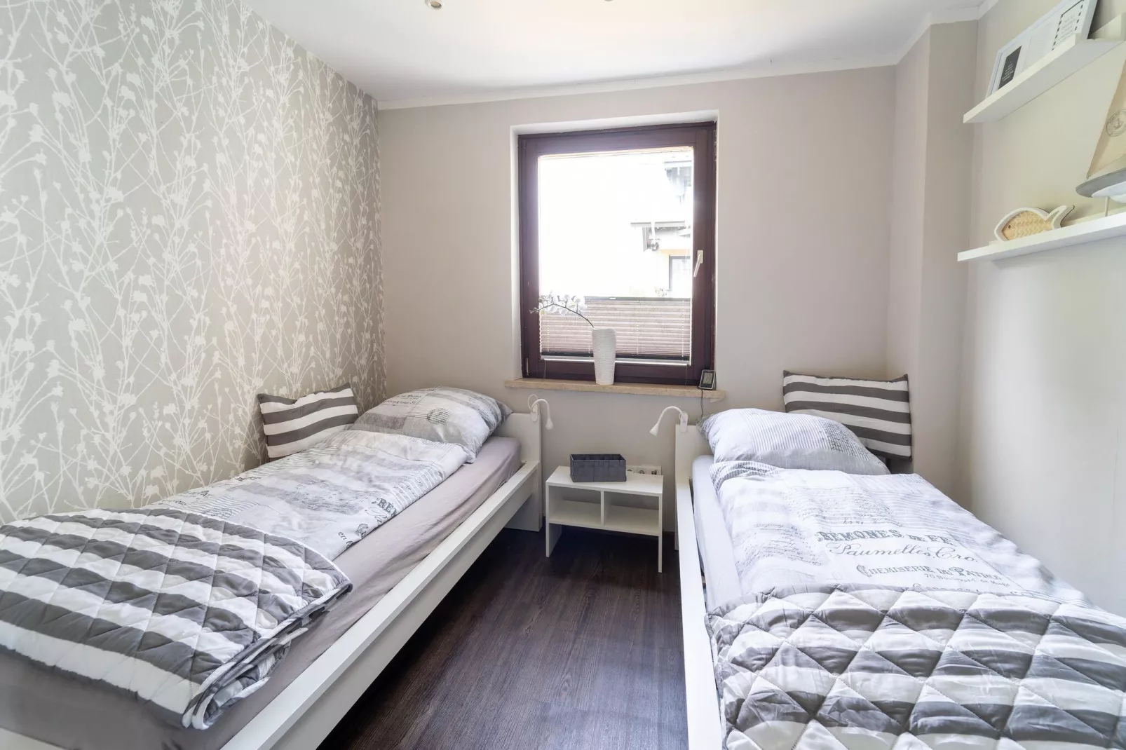 Modern holiday flat with pool in the Harz-Bedroom