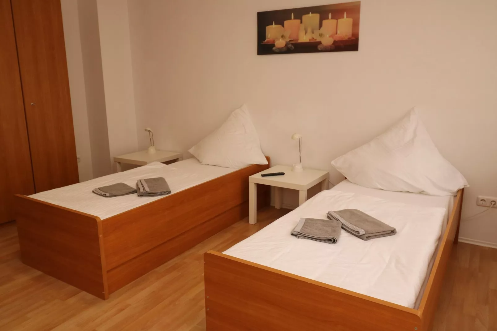 Zentrales Apartment in Messenähe-Bedroom