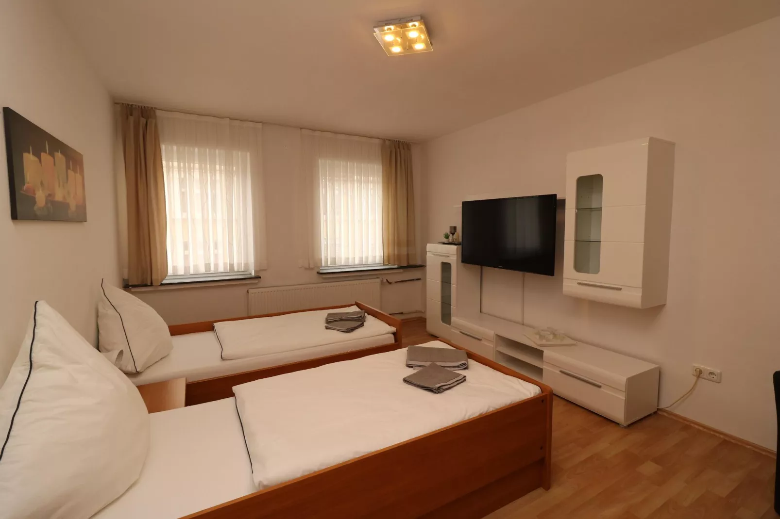 Zentrales Apartment in Messenähe-Bedroom