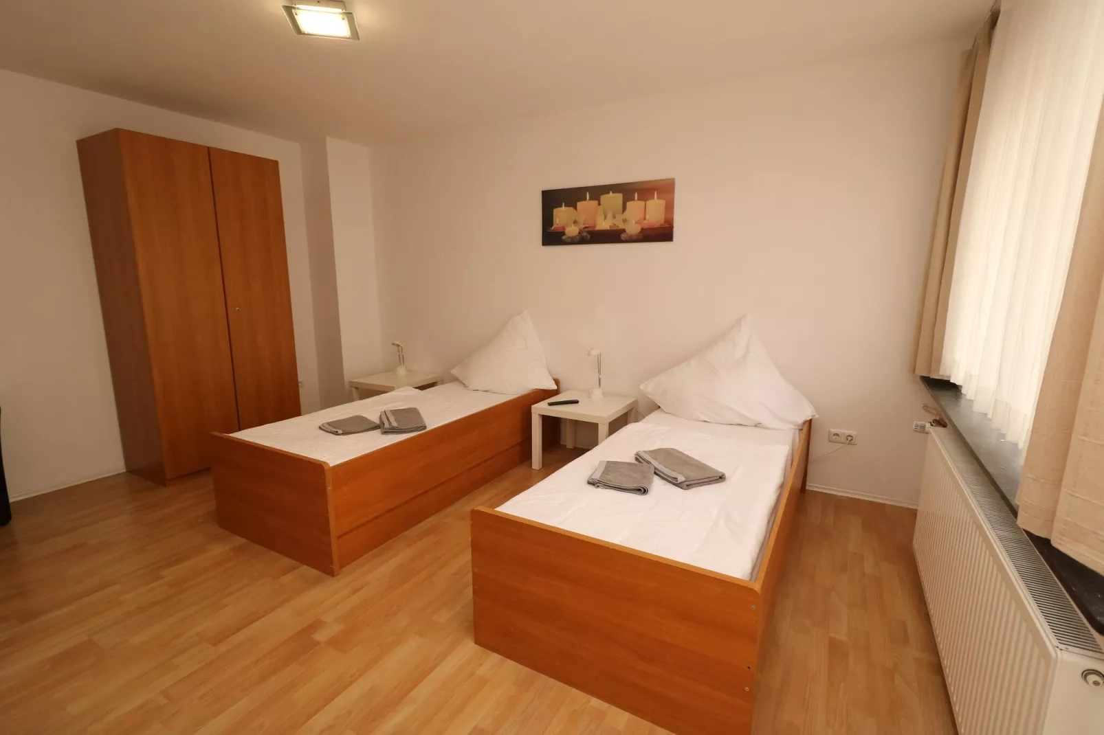 Zentrales Apartment in Messenähe-Bedroom