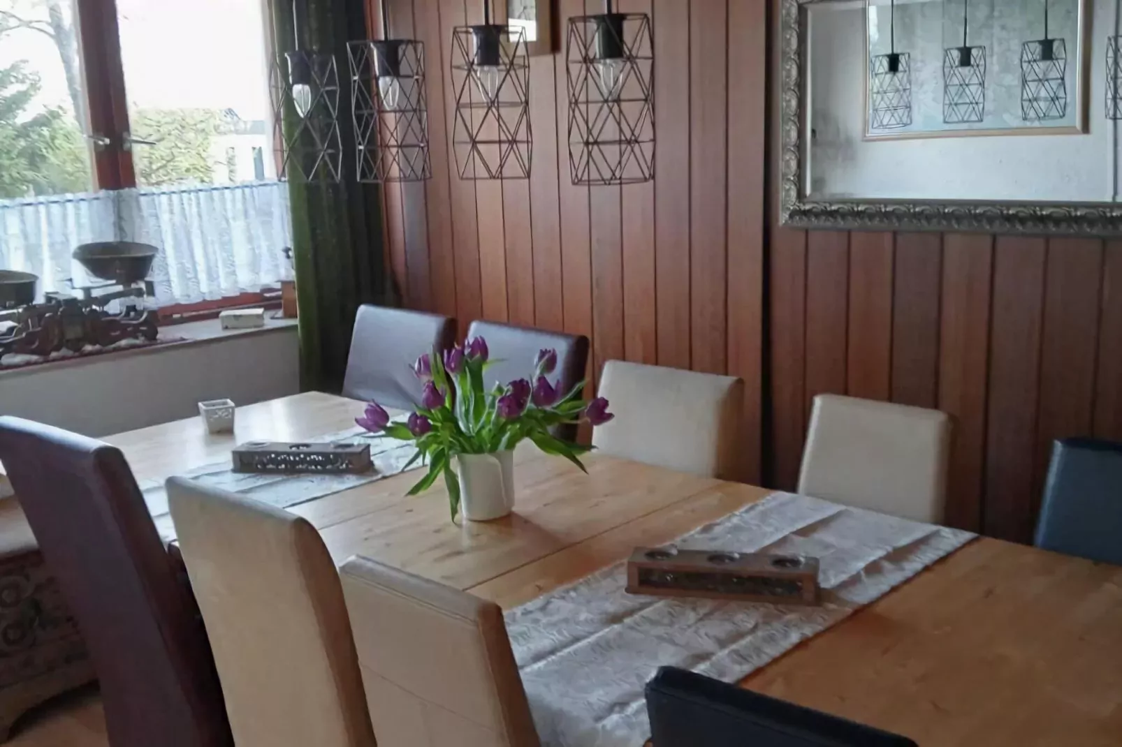 Ferienhaus Karl-Dining room