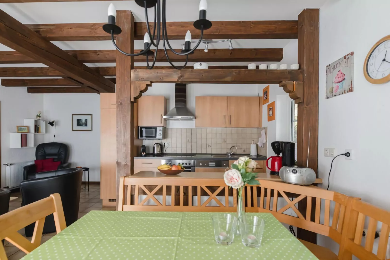 63097-Dining room