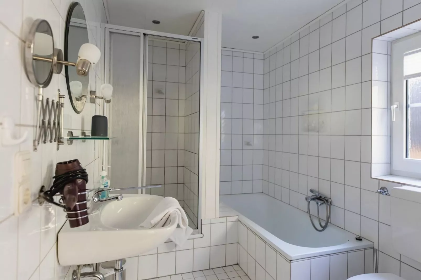 63097-Bathroom