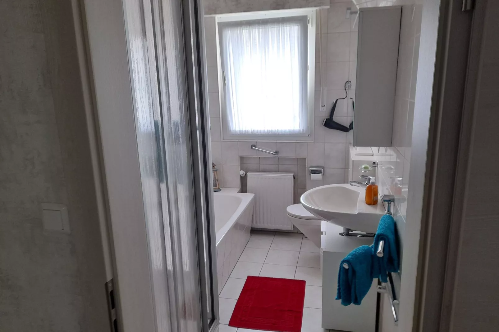 Ferienwohnung am Wald-Bathroom
