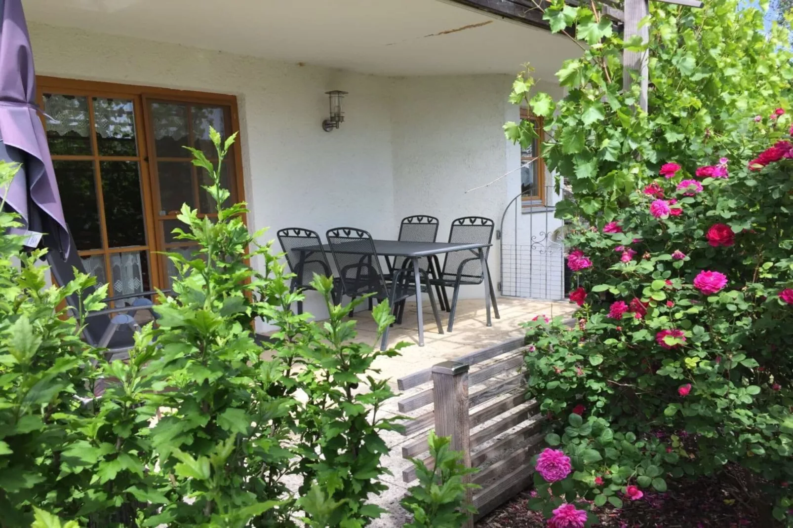 2505-Terrace balcony