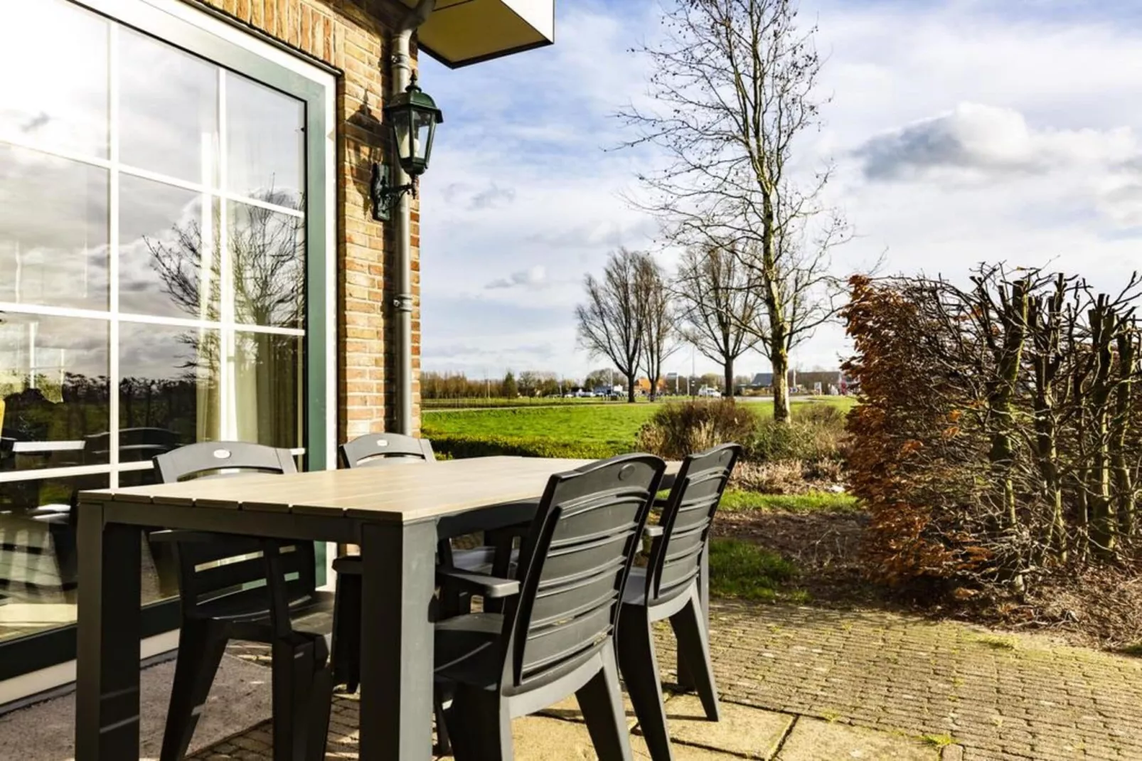 De Genderense Hoeve-Terrace balcony