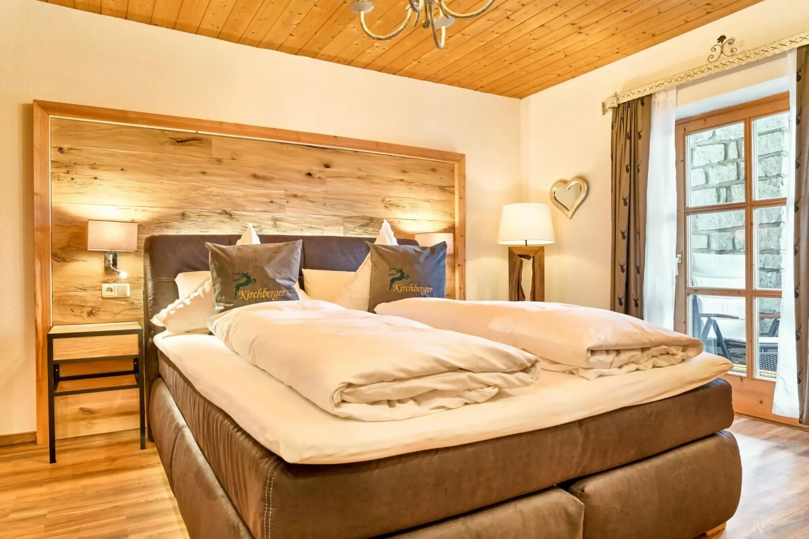 257836-Schlafzimmer