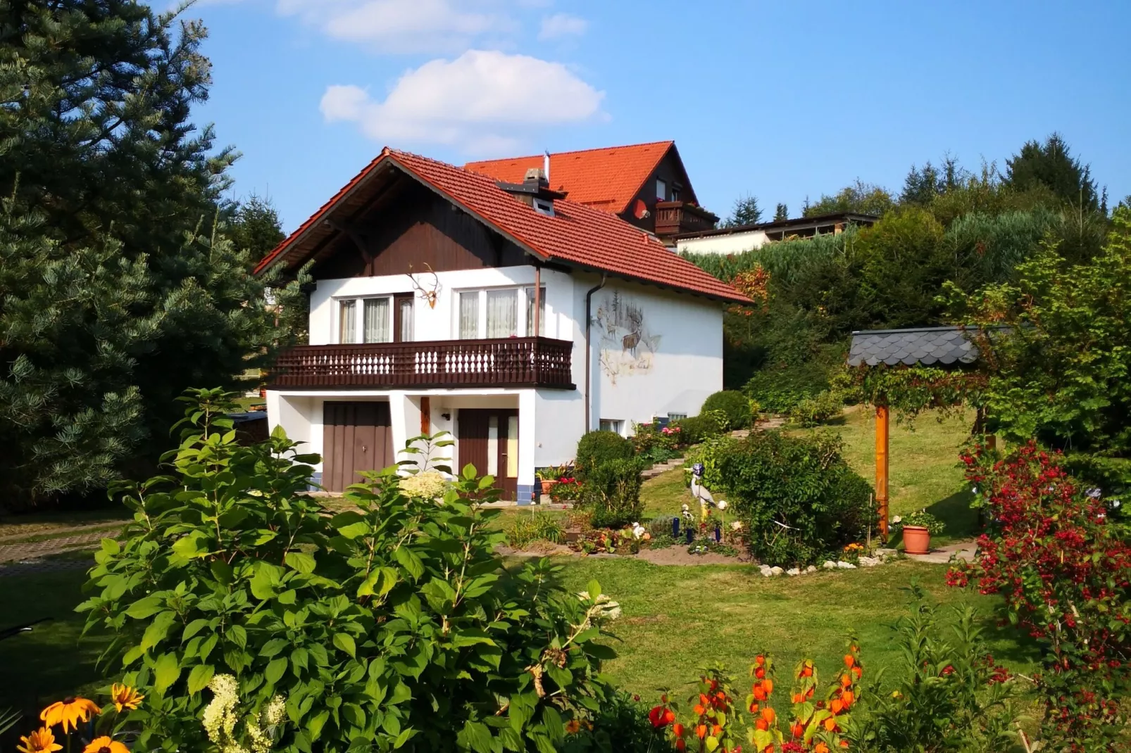 Hinternah-Exterior summer