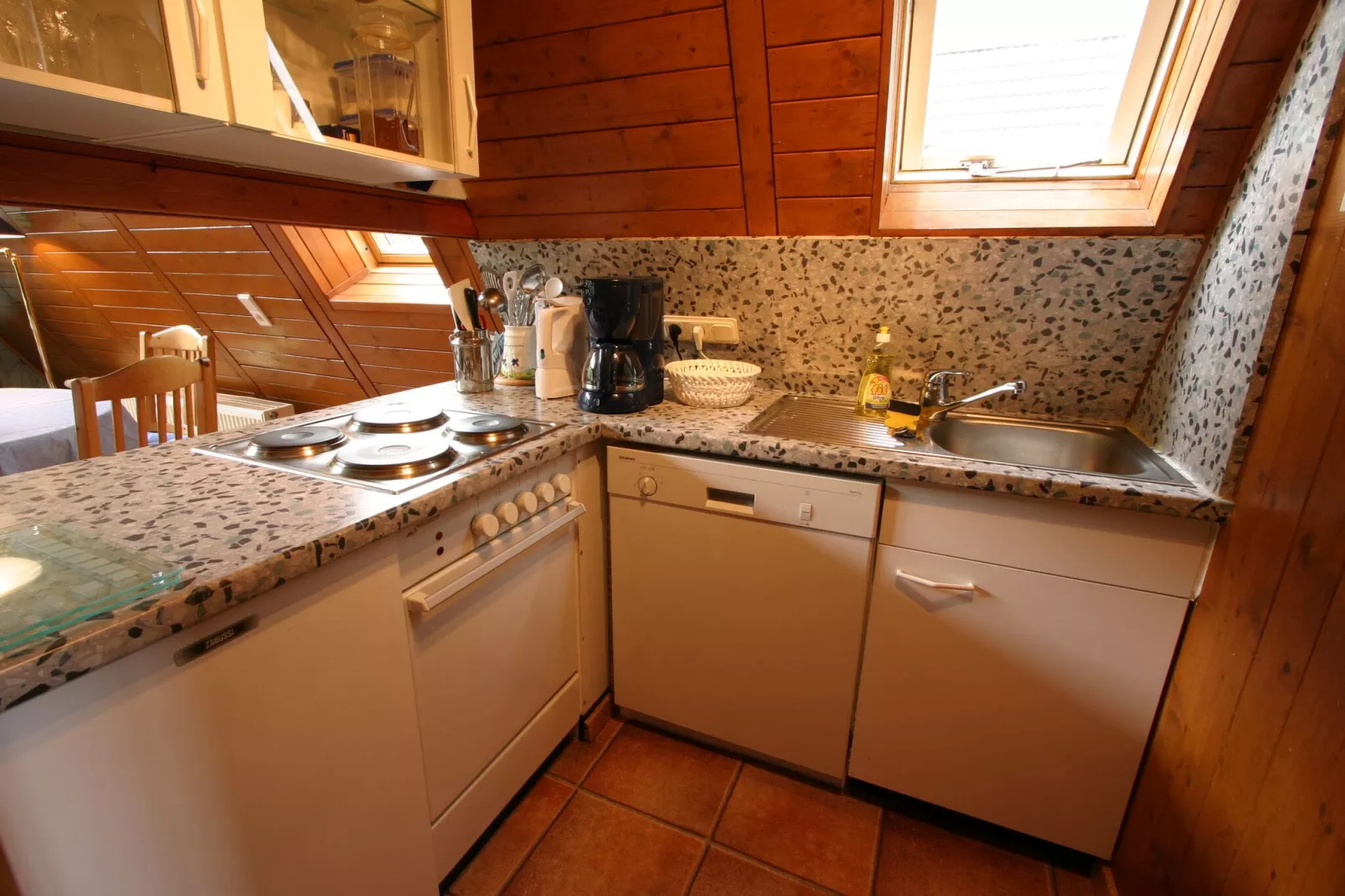 Typ A -  Nurdachhaus - mit Haustier-Kitchen