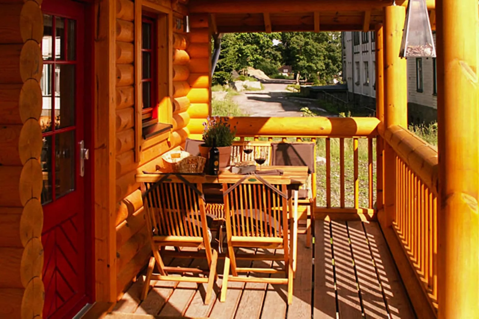 4 Personen-Terrasse/Balkon