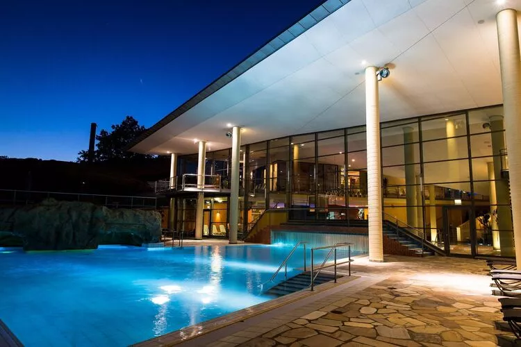 Feriendorf an der Therme Obernsees-Pool