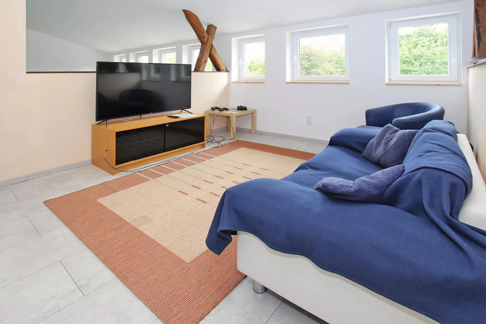 Löwenmäulchen 236 qm-Living room