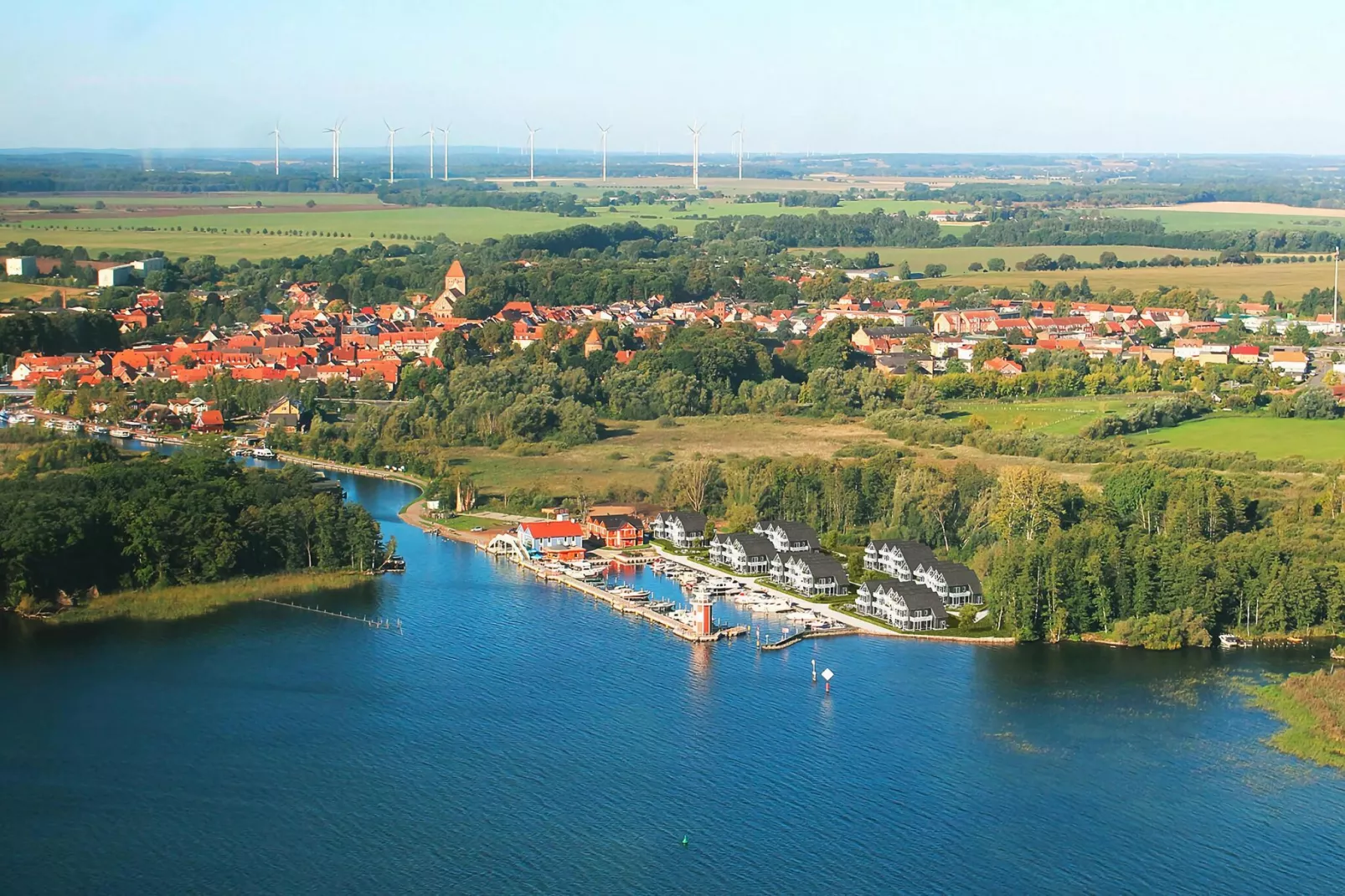 Appartement Hafenflair / Haus 1 EG-Wohnung 1 3 Pers-Areas summer 5km