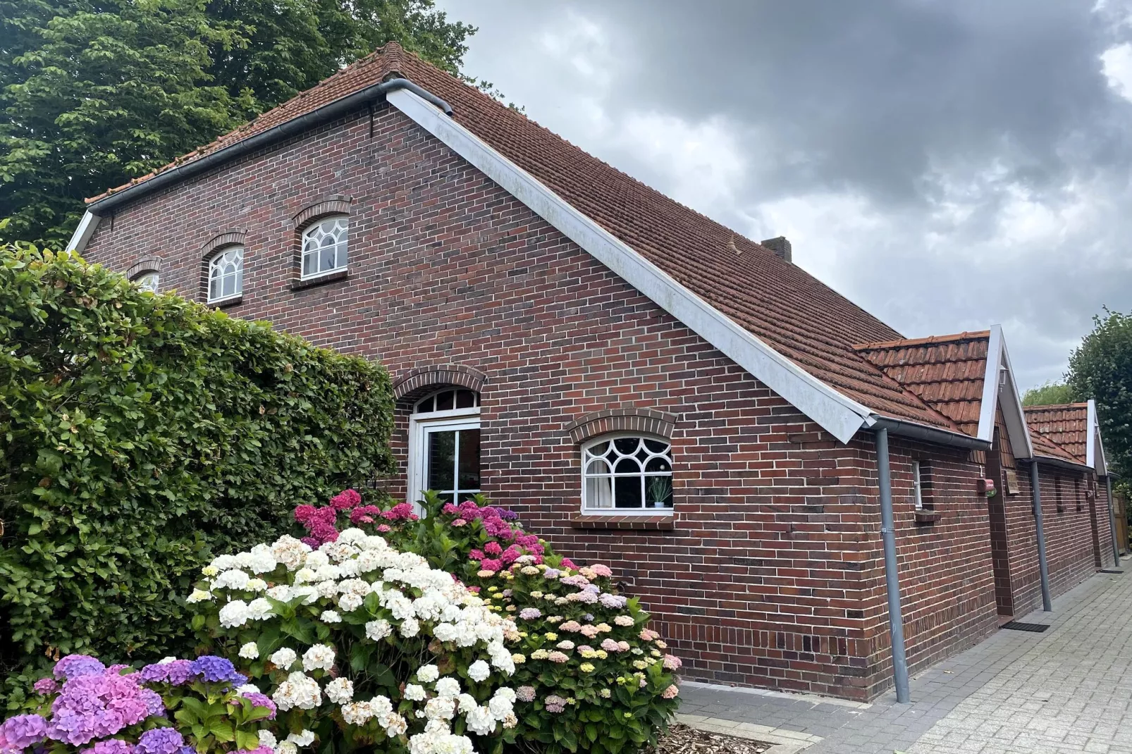 Taubenhaus-Exterior summer