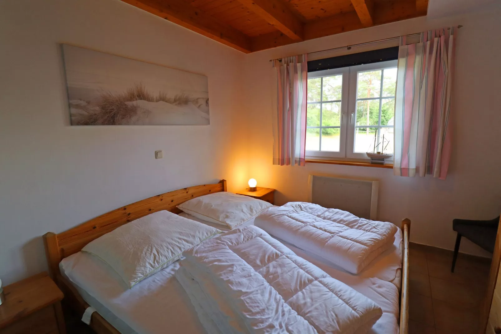 DHH Bernsteinhaus rechts-Bedroom