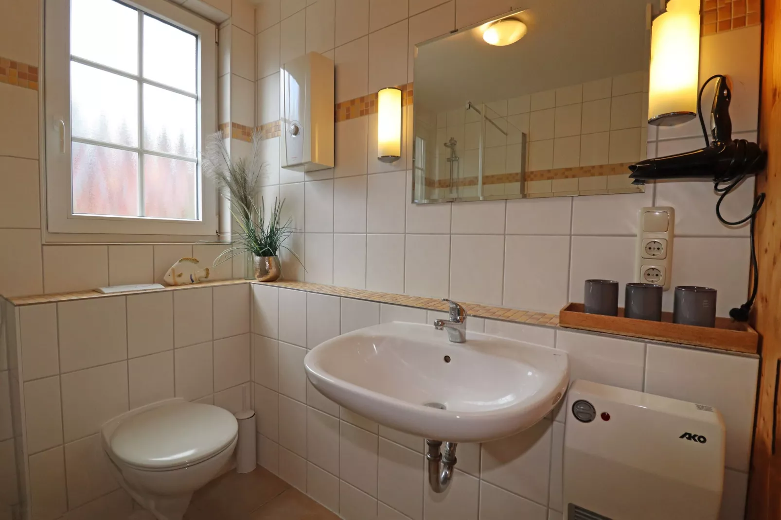 DHH Bernsteinhaus rechts-Bathroom