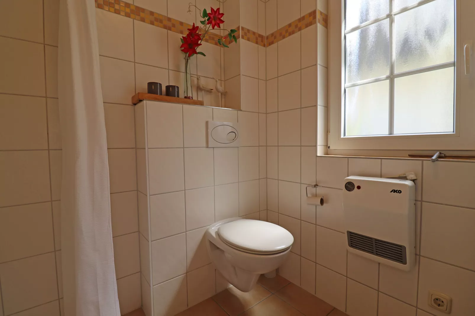 DHH Bernsteinhaus rechts-Bathroom