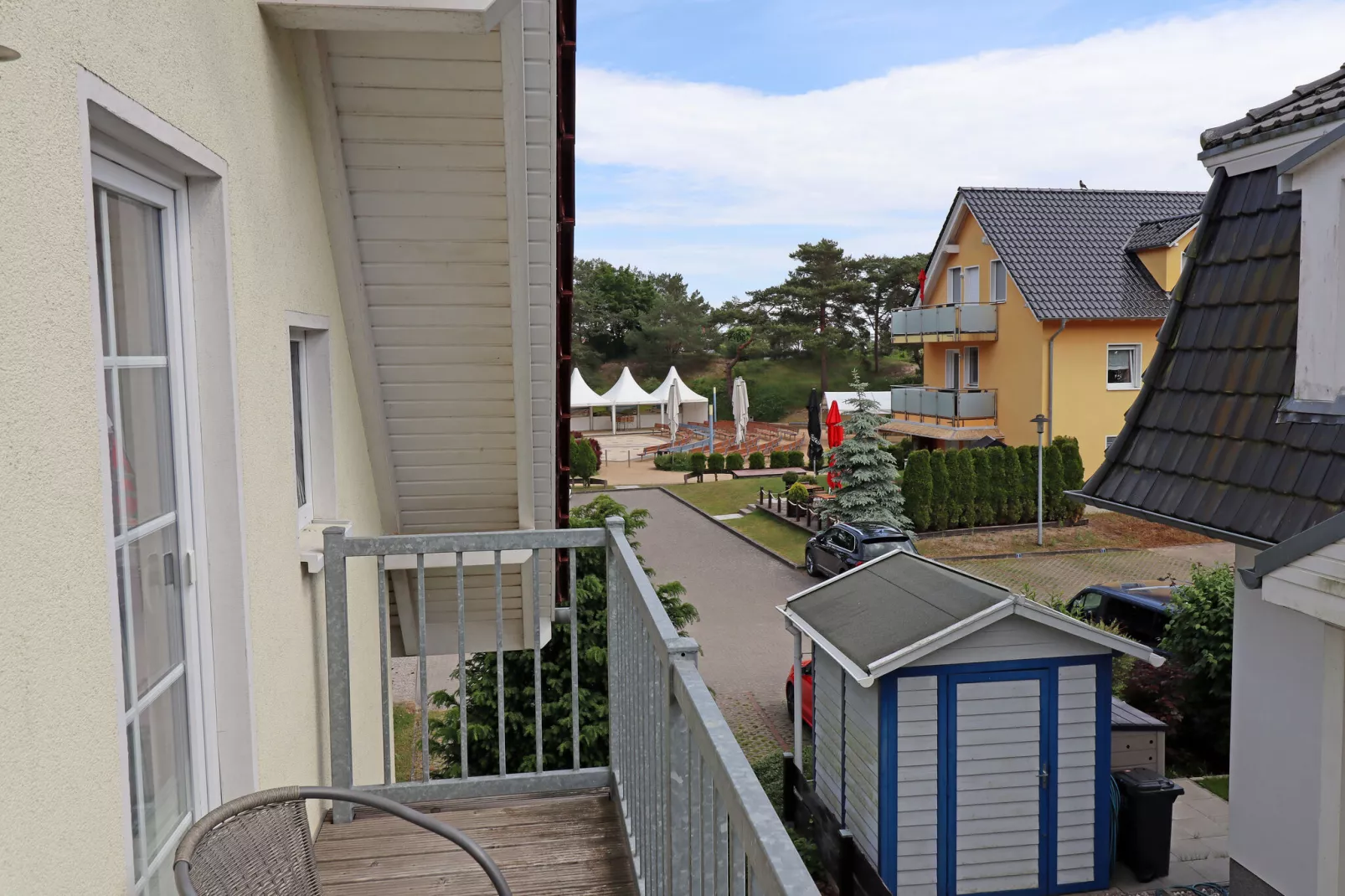 DHH Bernsteinhaus rechts-Terrace balcony