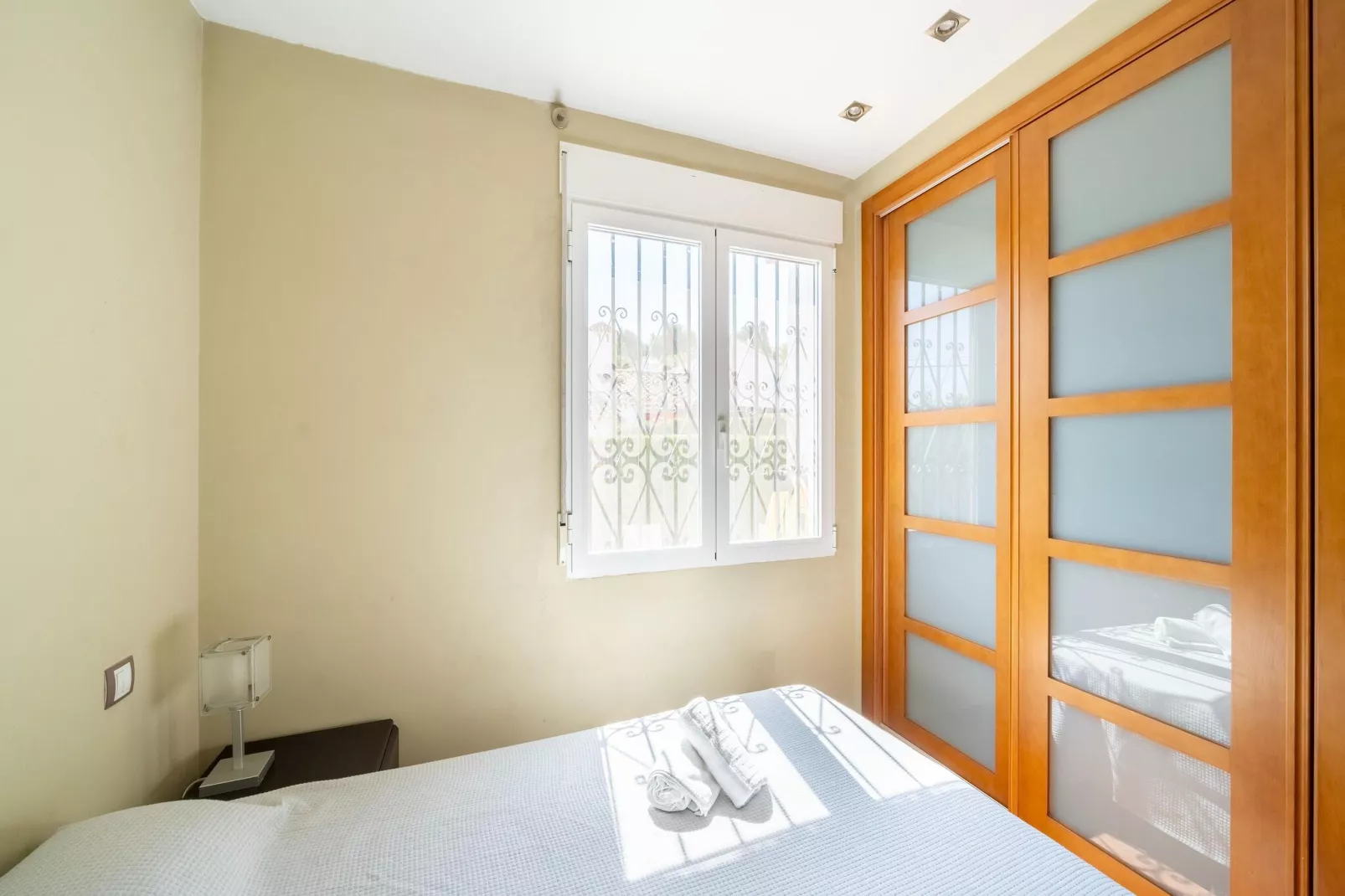Mar y Montaña-Bedroom
