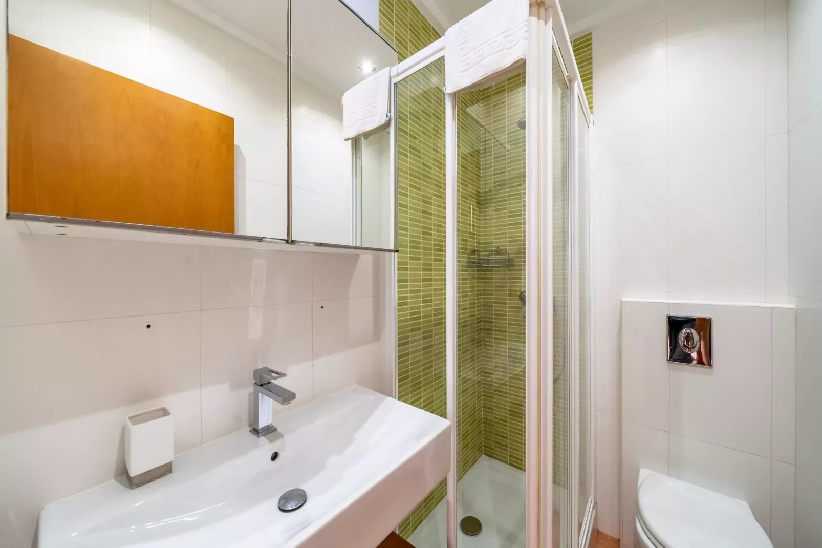Mar y Montaña-Bathroom