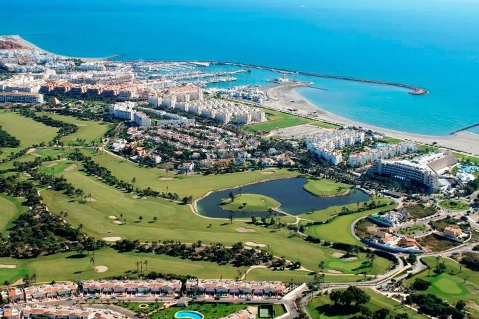 Puerto Deportivo 2-Zones d'été à 20 km
