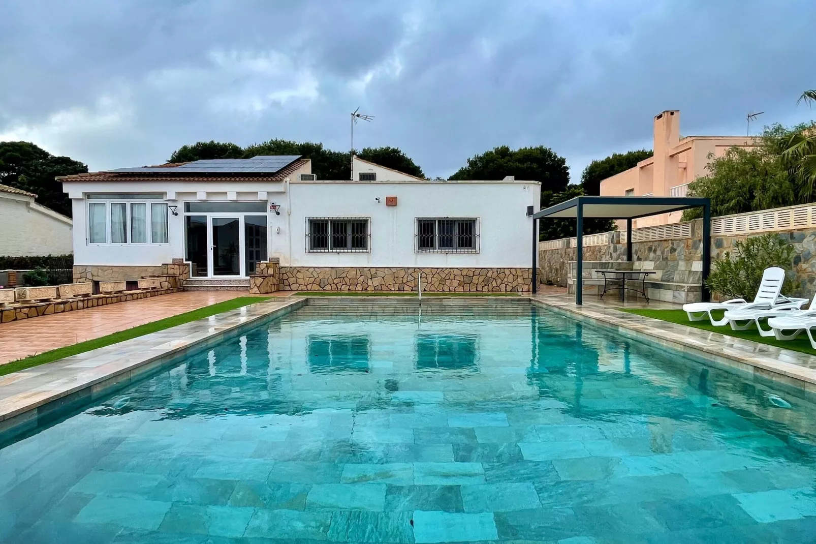 Villa Rio Tajo-Schwimmbad