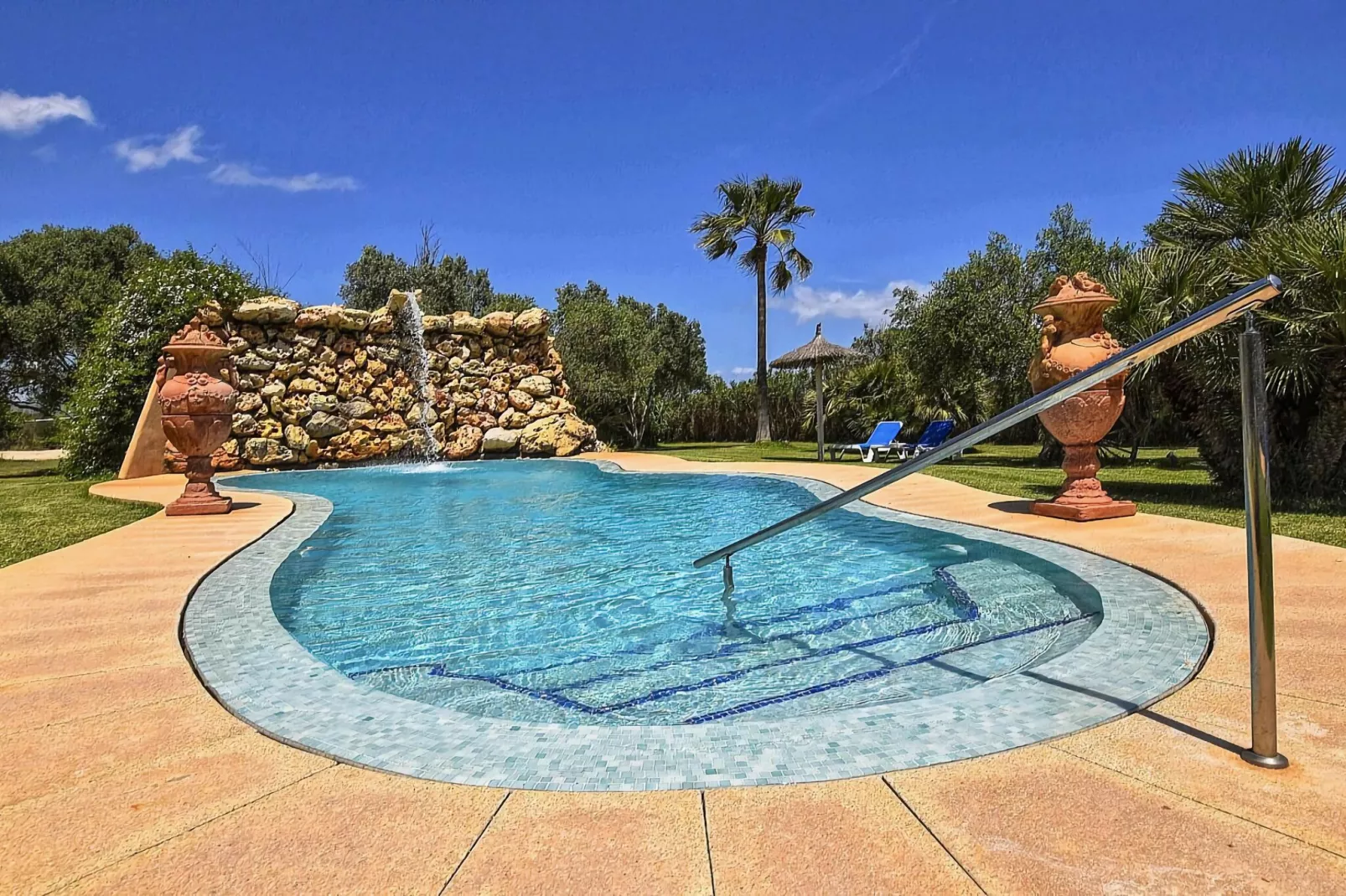 Gamundi-Pool